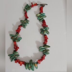 Vintage navajo Royston green turquoise old coral chunky necklace toggle sterling